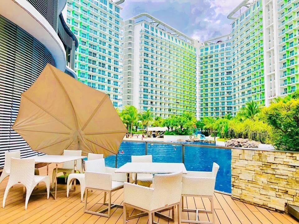 Azure C5 Man-Made Beach Balcony Multiple Units Манила Экстерьер фото